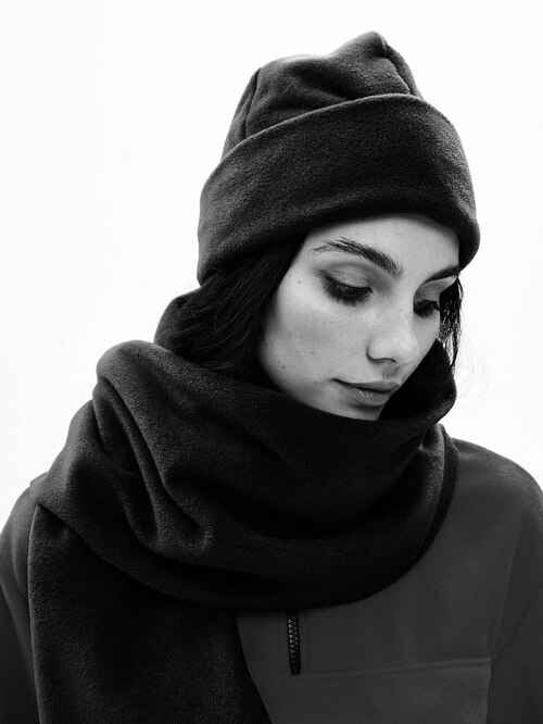 Шапка с отворотом (вид 5) Шапка с отворотом (фото, вид 5)